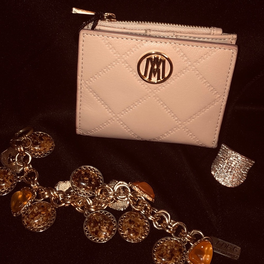 Antonio Melanie Wallet